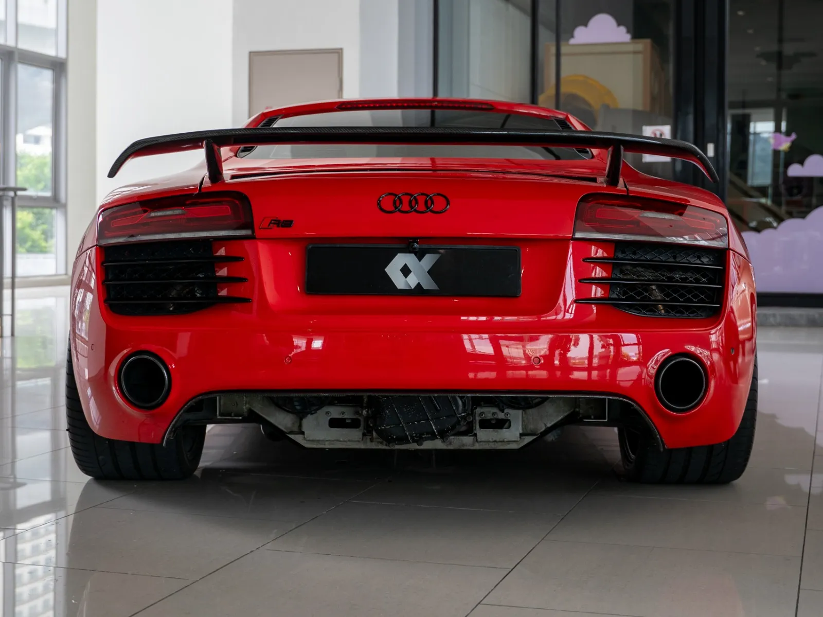 Audi R8-26