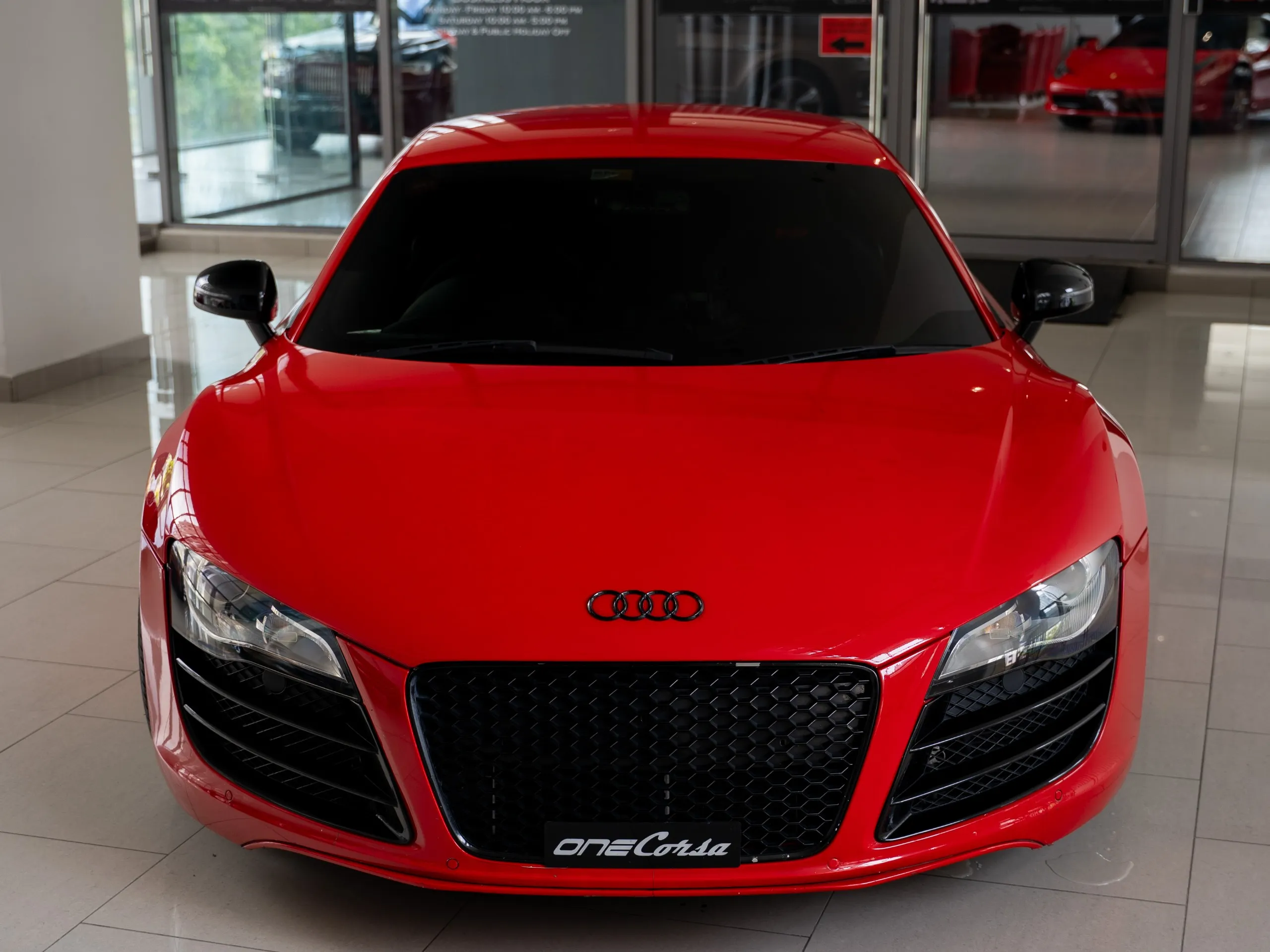 Audi R8-35