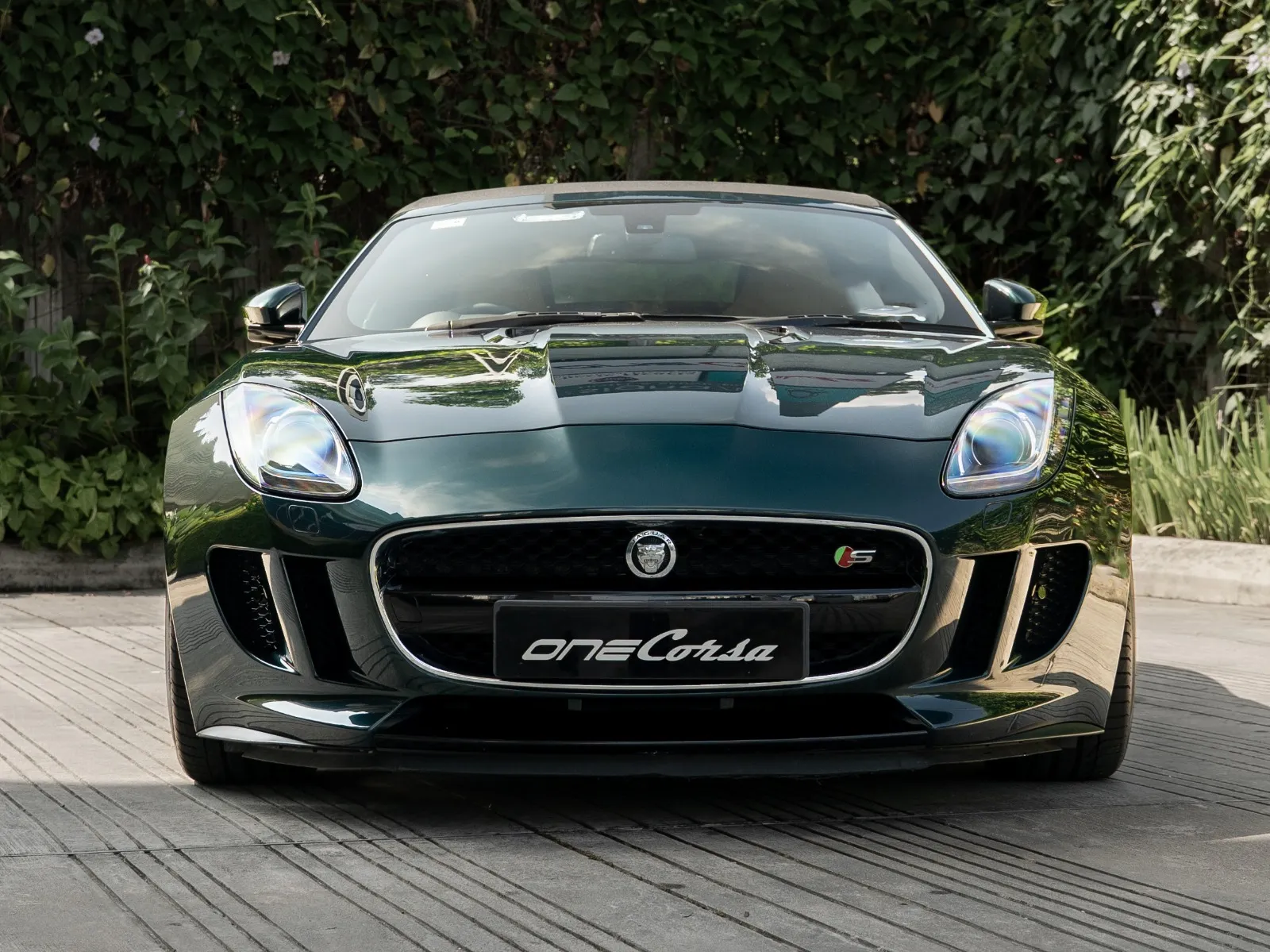 Jaguar F-Type V8S Convertible-5