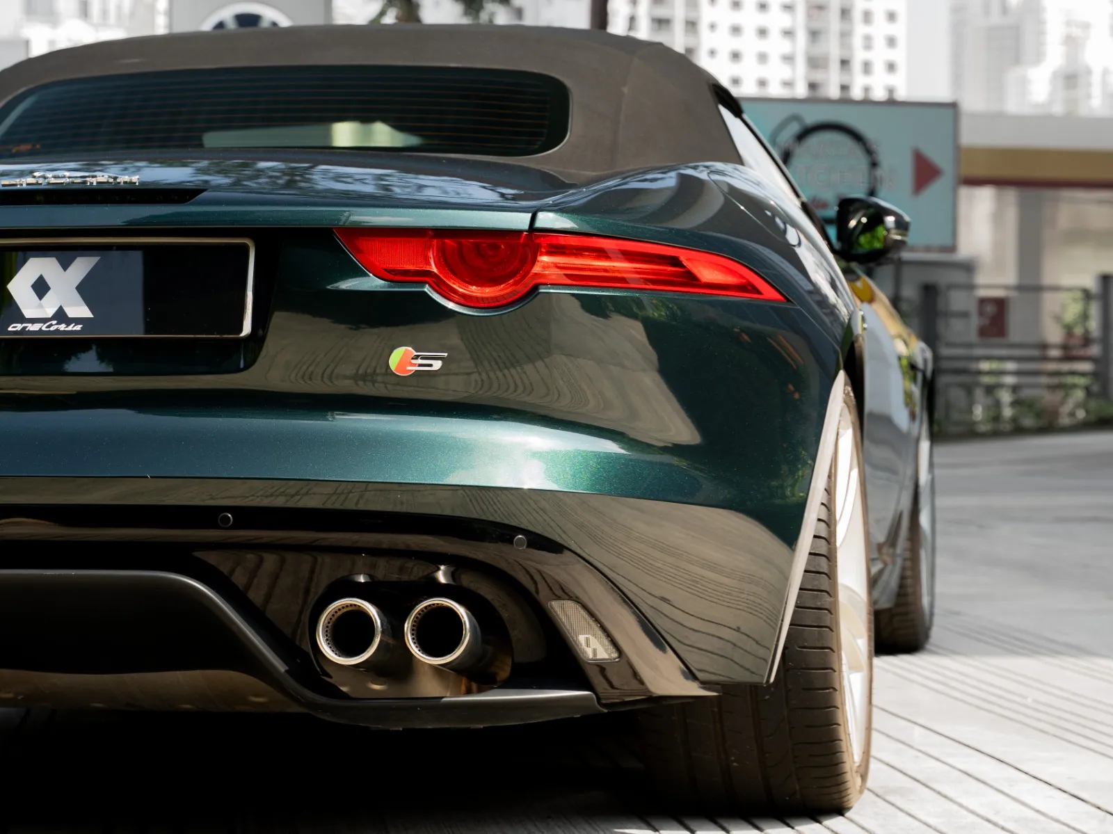 Jaguar F-Type V8S Convertible-9