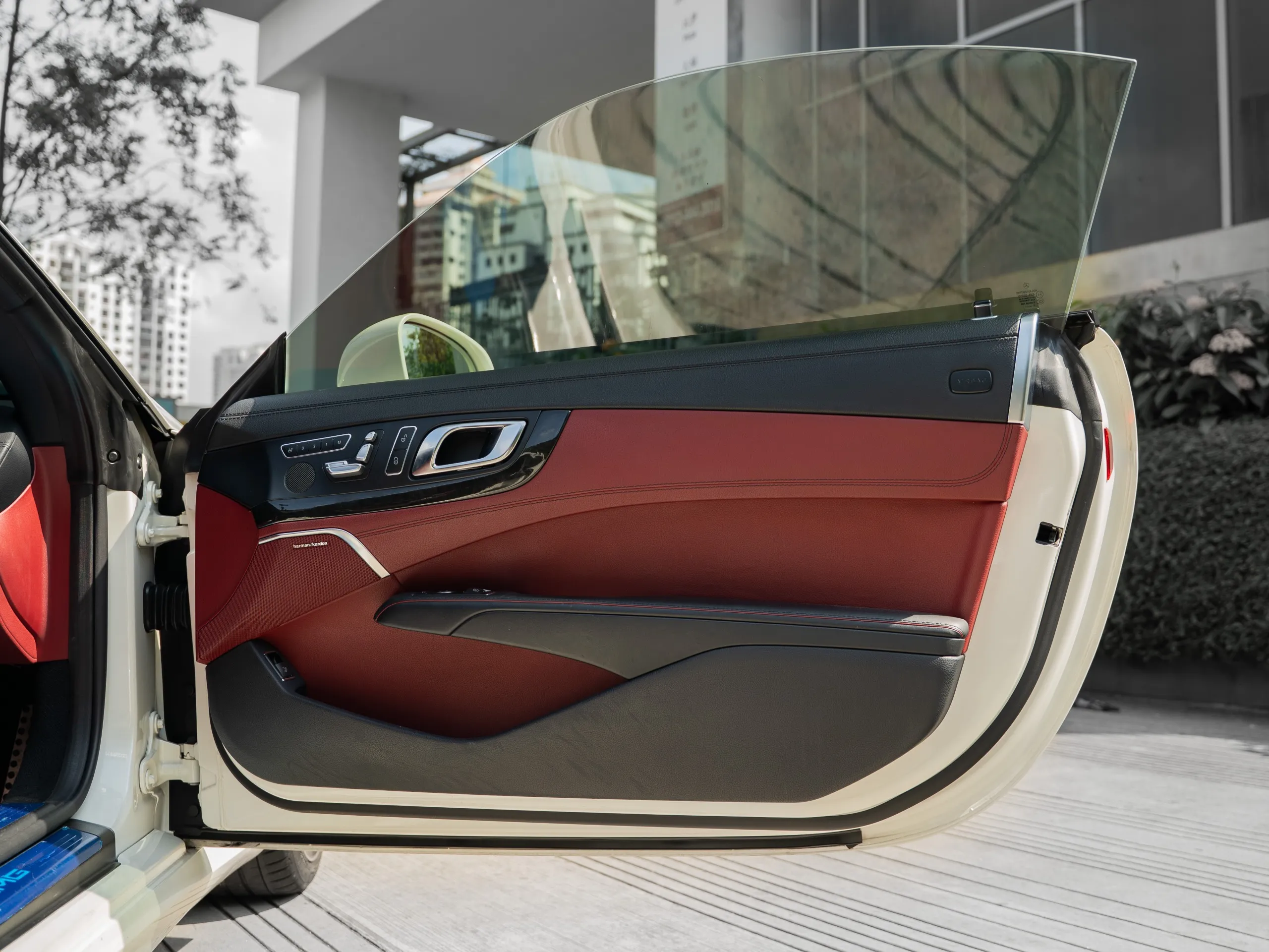 Mercedes SL63 AMG-18