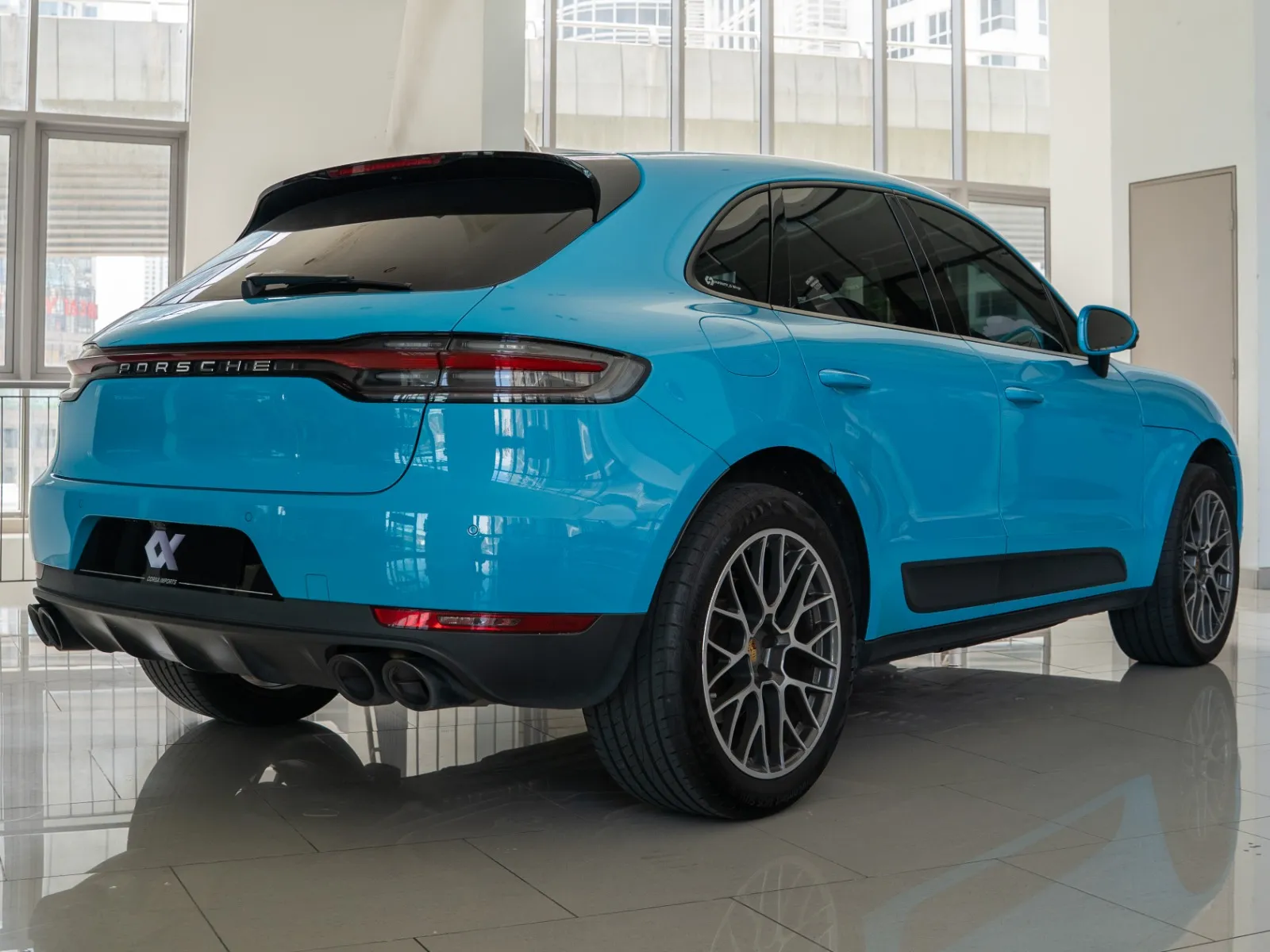 Porsche Macan-25