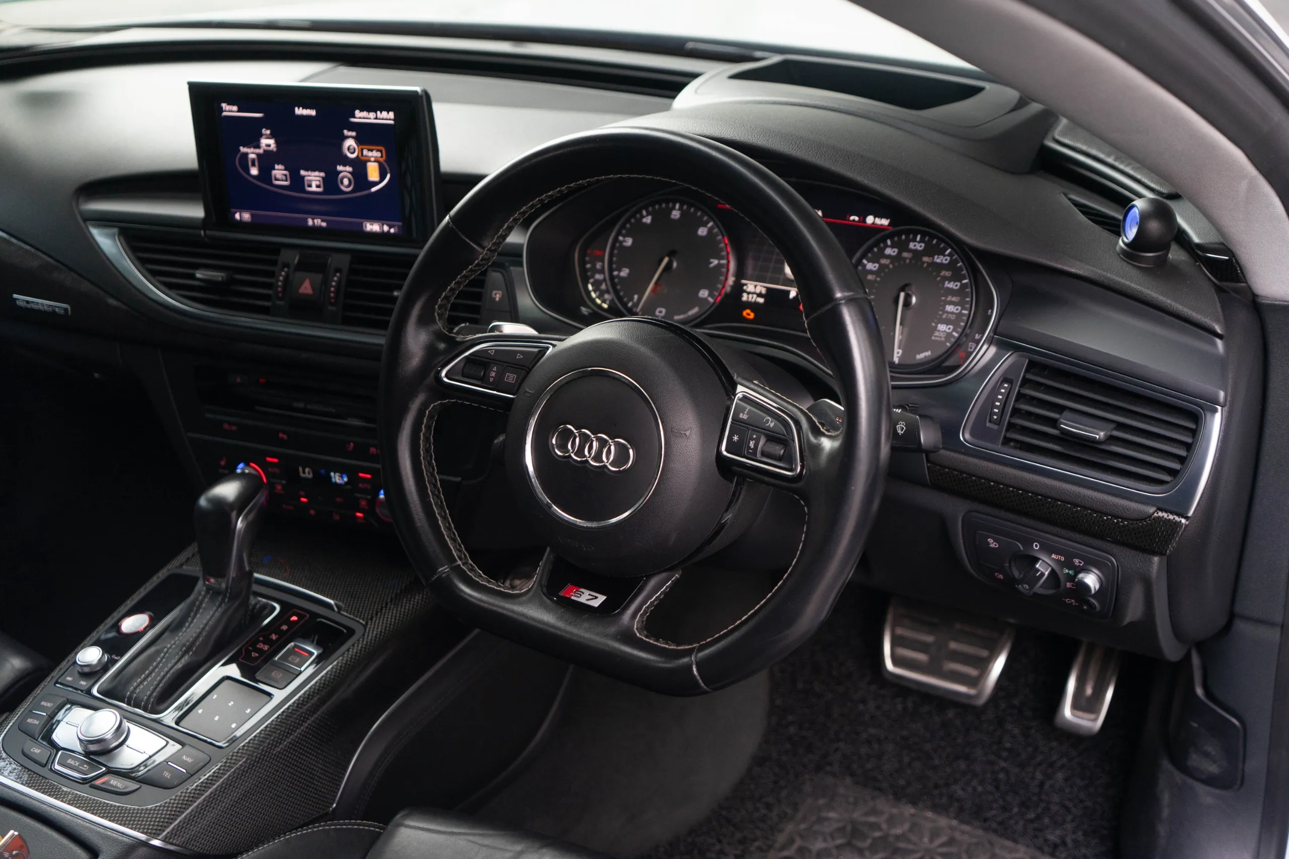 WhatsApp Image 2025-12-04 at 6.13.23 PM