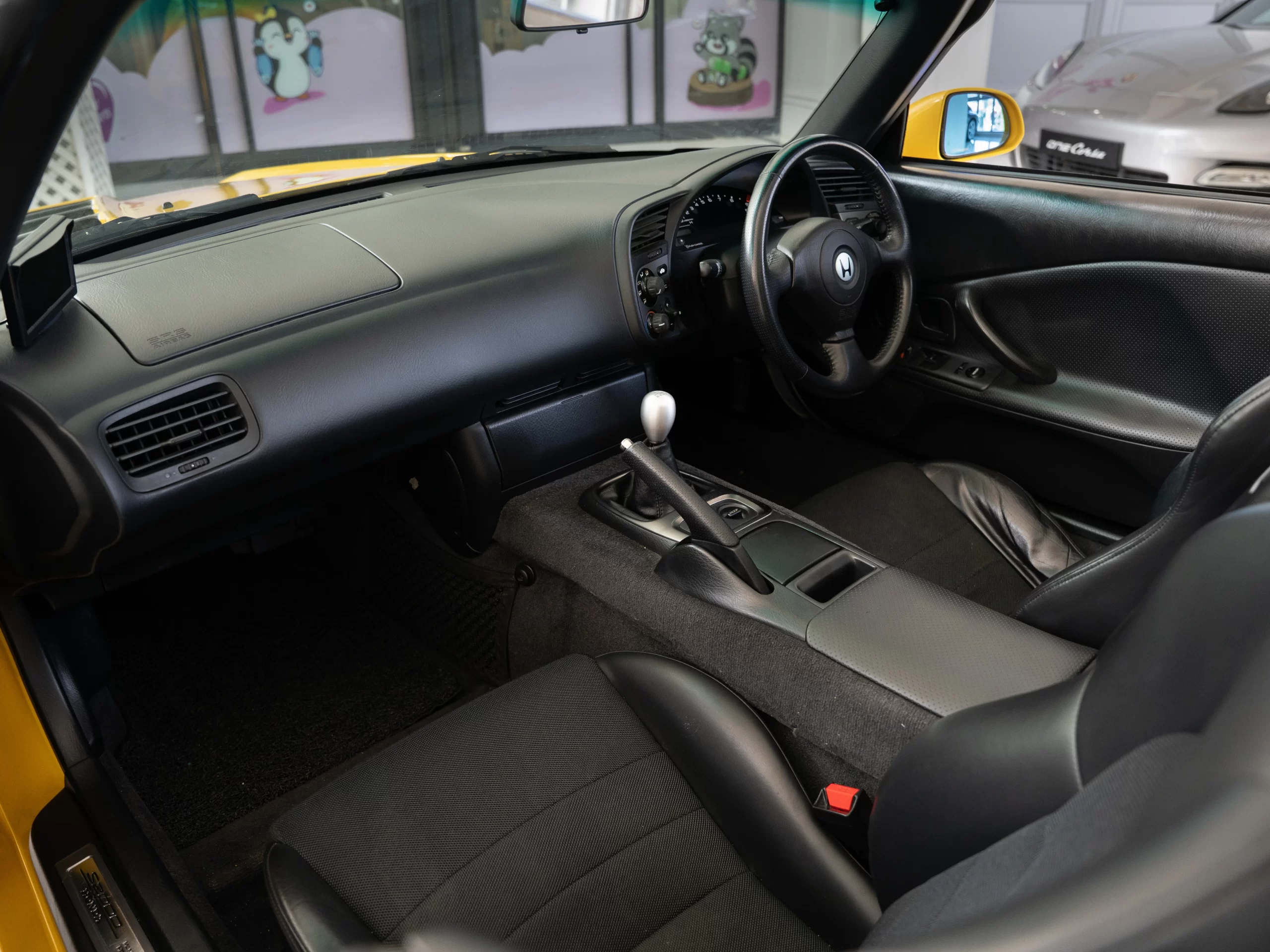 Interior 7